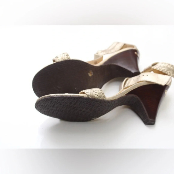 Michael Kors T strap heeled sandals - Picture 7 of 14